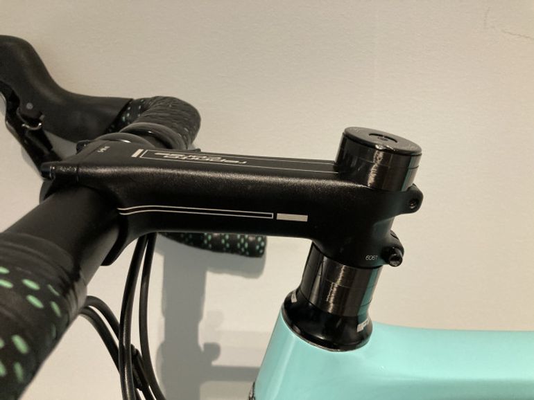Used Bianchi Aria 105 2021 Road & Gravel, Black — image 8 of 8