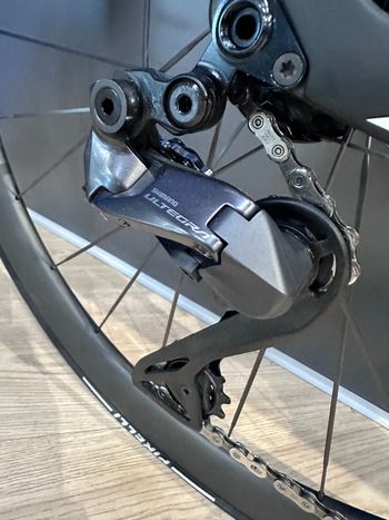 Used Look 795 BladeRS Ultegra Di2 / R38D 2024 2024 Road & Gravel, Black — image 5 of 6