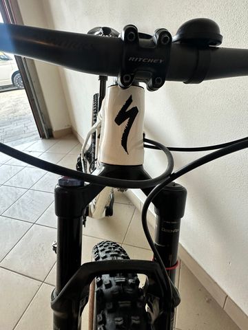 Used Specialized Epic Hardtail Pro 2021 2021 Mountainbike, White, 29 — image 11 of 12