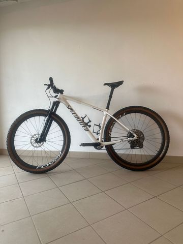 Used Specialized Epic Hardtail Pro 2021 2021 Mountainbike, White, 29 — image 2 of 12