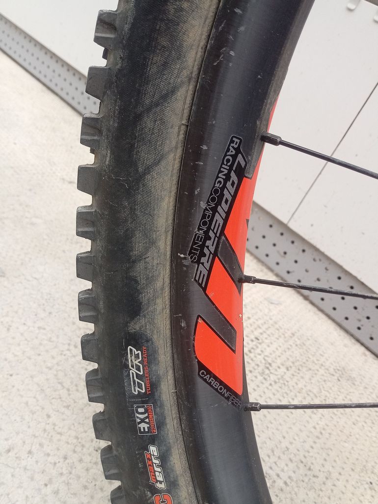 Used Lapierre eZesty AM Ltd 2021 2021 Mountainbike — image 10 of 17