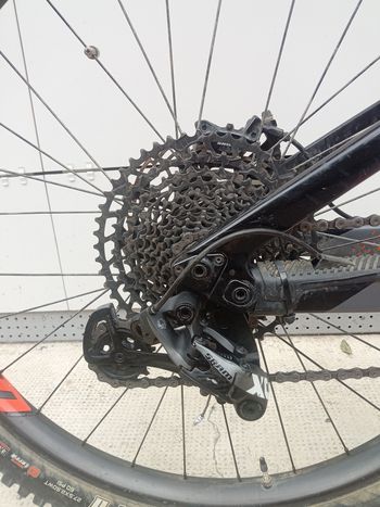 Used Lapierre eZesty AM Ltd 2021 2021 Mountainbike — image 3 of 17