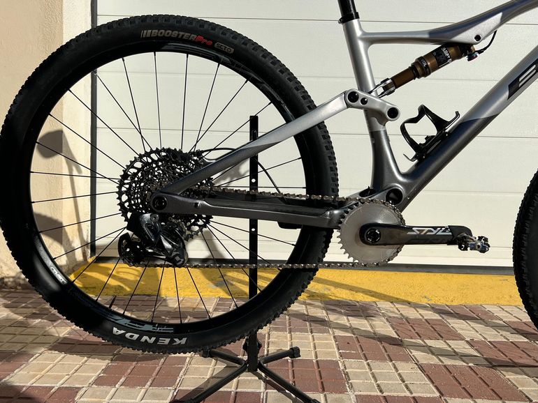 Used BH LYNX RACE EVO CARBON 9.2 2023 2023 Mountainbike, Light Gray, 29 — image 3 of 3