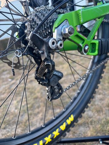 Used Kraftstoff F1 2005 Mountainbike, Green — image 3 of 8