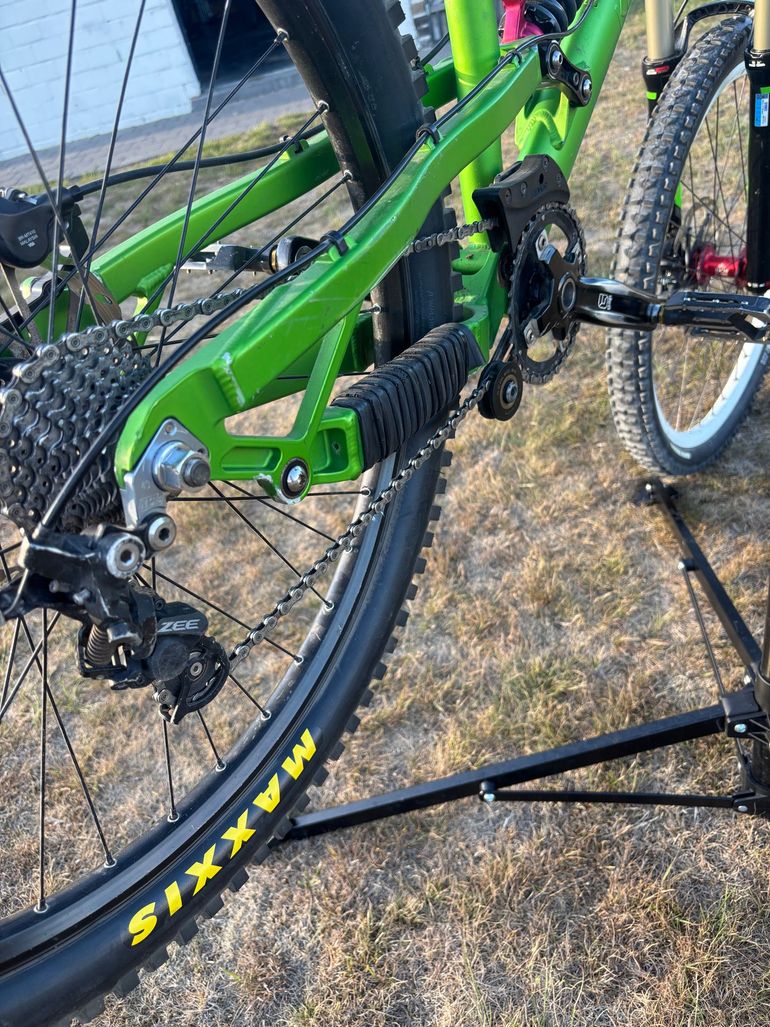 Used Kraftstoff F1 2005 Mountainbike, Green — image 2 of 8