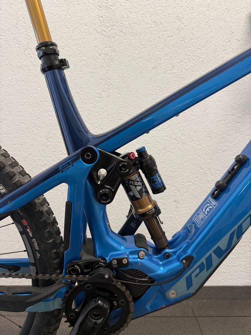 Używany Pivot SHUTTLE LT Team XTR 2023 2023 Mountainbike — zdjęcie 6 z 9