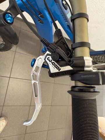 Używany Pivot SHUTTLE LT Team XTR 2023 2023 Mountainbike — zdjęcie 8 z 9