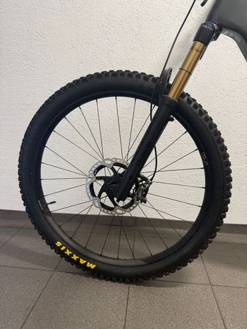 Brugt Orbea Rise Shimano Deore XT Di2 2024 Mountainbike — billede 3 af 8