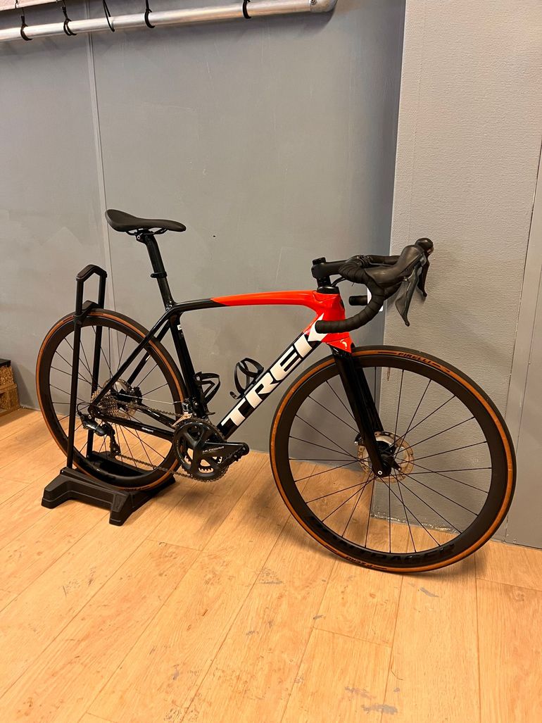 Emonda SL6 DISC(2022 ) 52サイズ 2022 Trek Émonda SL 6 Disc – Specs, Comparisons, Reviews