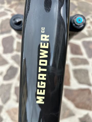 Used Santa Cruz Megatower SRAM X0 Eagle AXS (T-Type) 2024 Mountainbike, Black — image 7 of 7