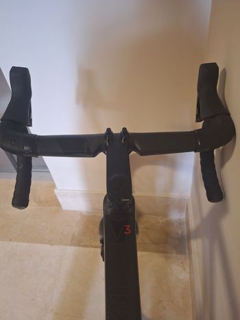 Used Colnago V3 SRAM Rival eTap AXS 2023 Road & Gravel — image 10 of 10