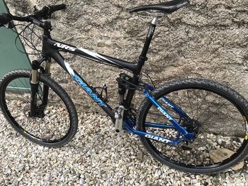 Used Giant NRS 2005 Mountainbike, Black — image 3 of 12