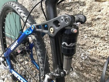 Used Giant NRS 2005 Mountainbike, Black — image 11 of 12