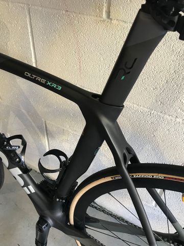 Używany Bianchi Oltre Shimano Ultegra 2024 Road & Gravel — zdjęcie 3 z 9