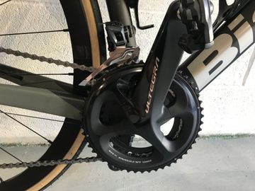Używany Bianchi Oltre Shimano Ultegra 2024 Road & Gravel — zdjęcie 6 z 9