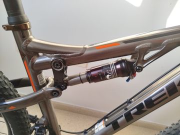 Brugt Trek Superfly 100 AL Elite 2013 2013 Mountainbike — billede 4 af 7