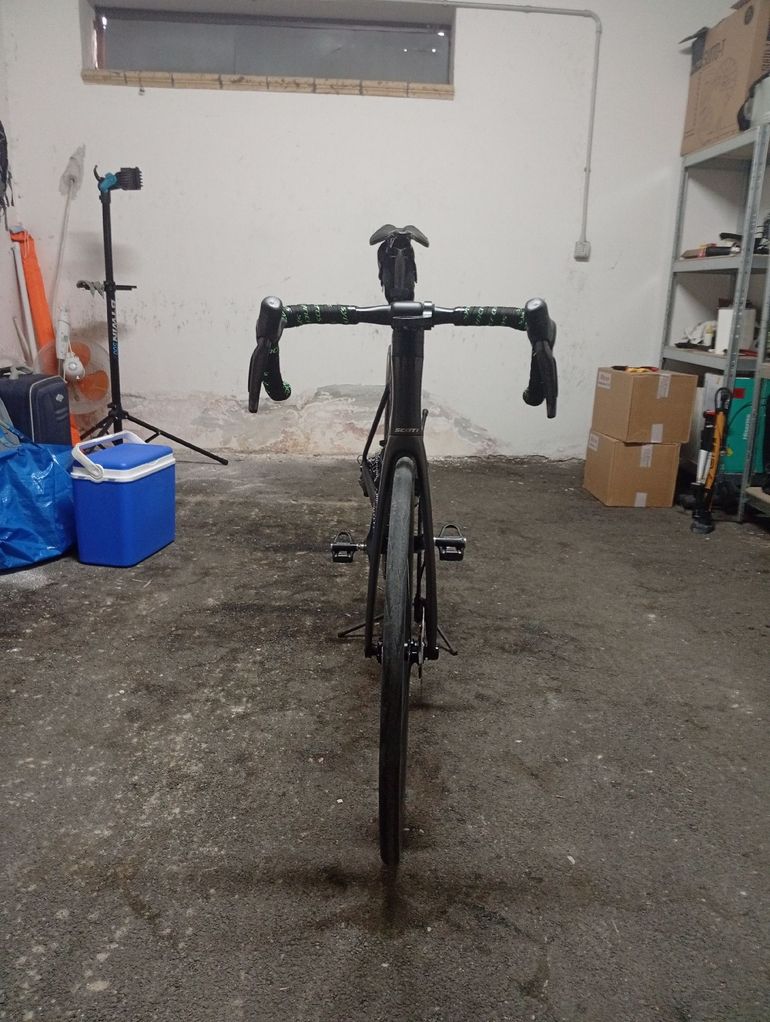 Použité Scott RC 15 2023 Road & Gravel — obrázek 7 z 8