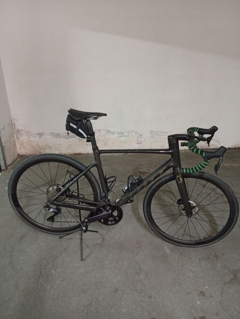 Used Scott RC 15 2023 Road & Gravel