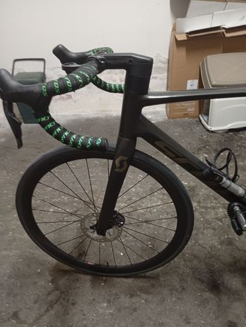Použité Scott RC 15 2023 Road & Gravel — obrázek 6 z 8