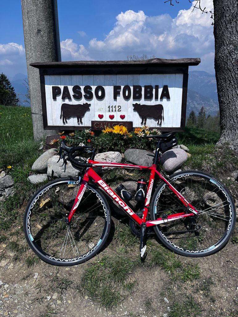 Used Bianchi Impulso Campagnolo Chorus 2012 Road & Gravel, Red — image 3 of 3
