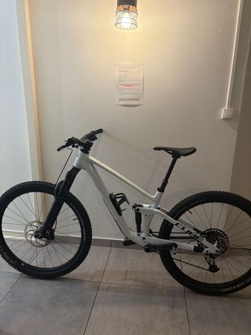 Gebrauchtes CUBE Stereo SRAM GX Eagle AXS 2024 Mountainbike, Weiß, 29 — Bild 6 von 8