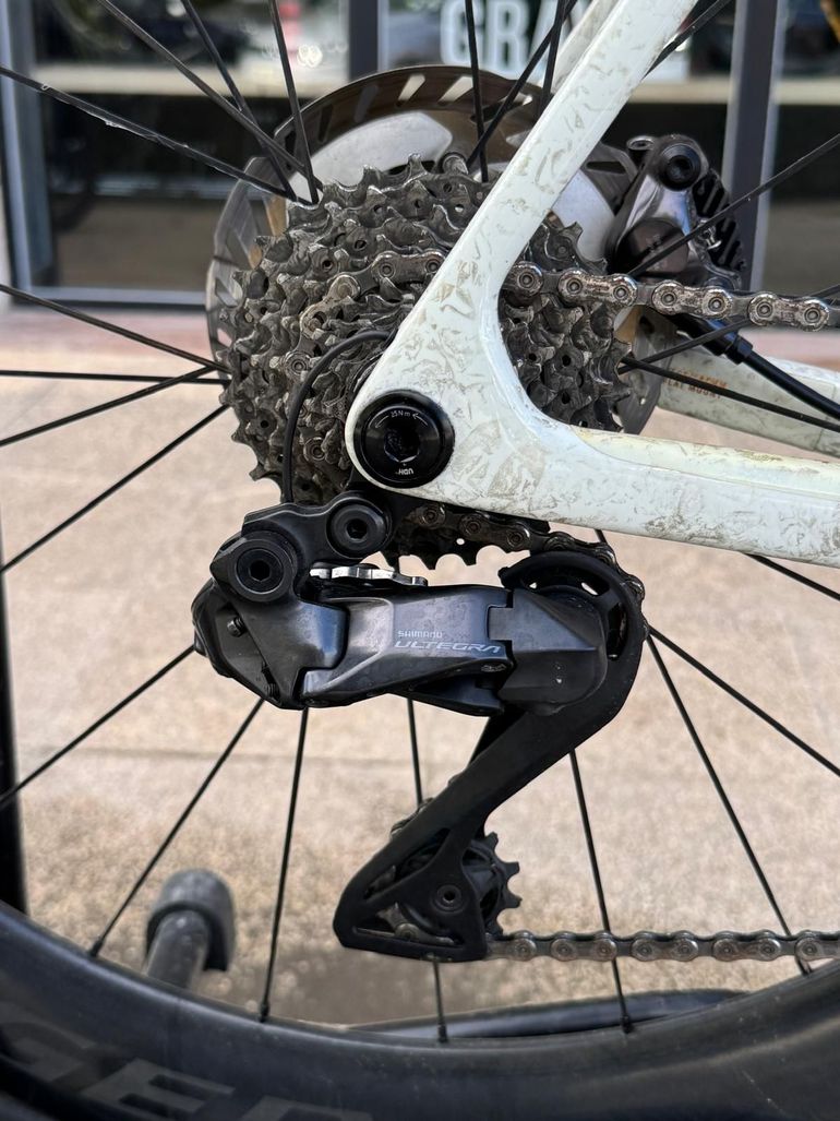 Used Trek Slr7 Gen 8 2025 Road & Gravel, White — image 4 of 8