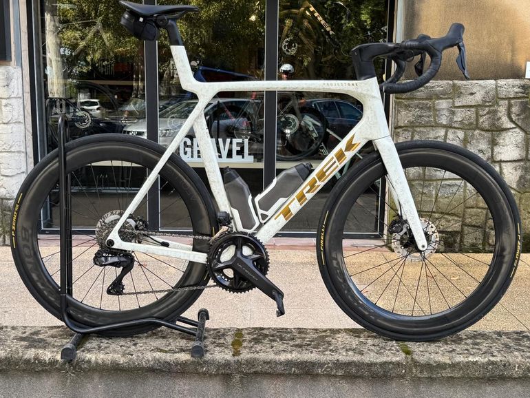Used Trek Slr7 Gen 8 2025 Road & Gravel, White — image 1 of 8