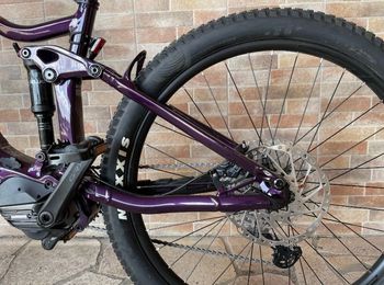 Merida Eone-sixty Shimano 600 2020 Mountainbike usato, Viola — immagine 2 di 8
