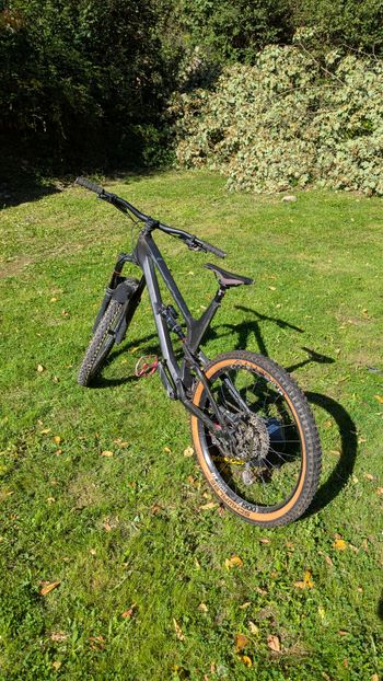 Used Canyon Torque CF 7.0 2020 2020 Mountainbike, Black, 27.5 — image 4 of 5