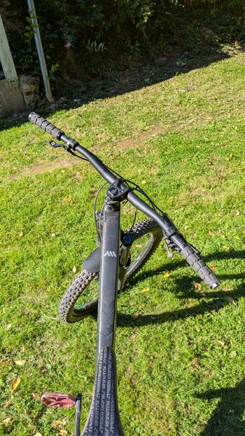 Used Canyon Torque CF 7.0 2020 2020 Mountainbike, Black, 27.5 — image 2 of 5