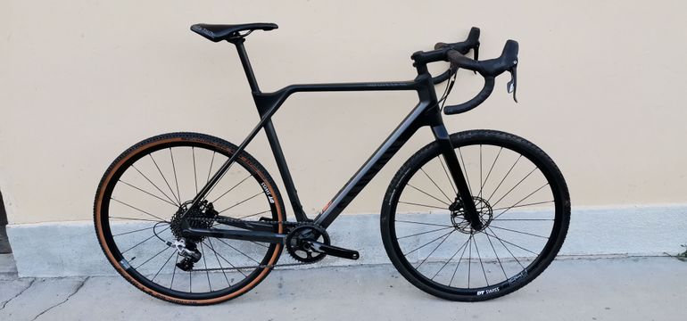 　CANYON Inflite CF SL 6 2025 Canyon Inflite CF SL 6 – Specs, Comparisons, Reviews