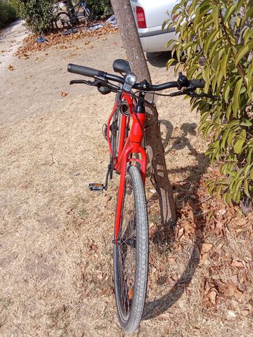 Used Collab Facom 2025 Mountainbike, Red — image 3 of 5