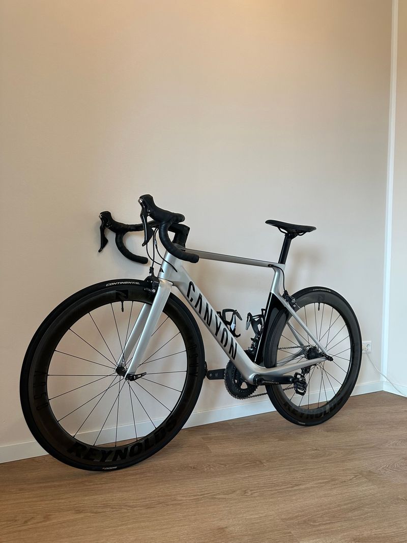 Käytetty Canyon Aeroad CF SL 8.0 2019 2019 Road & Gravel — kuva 17 / 17