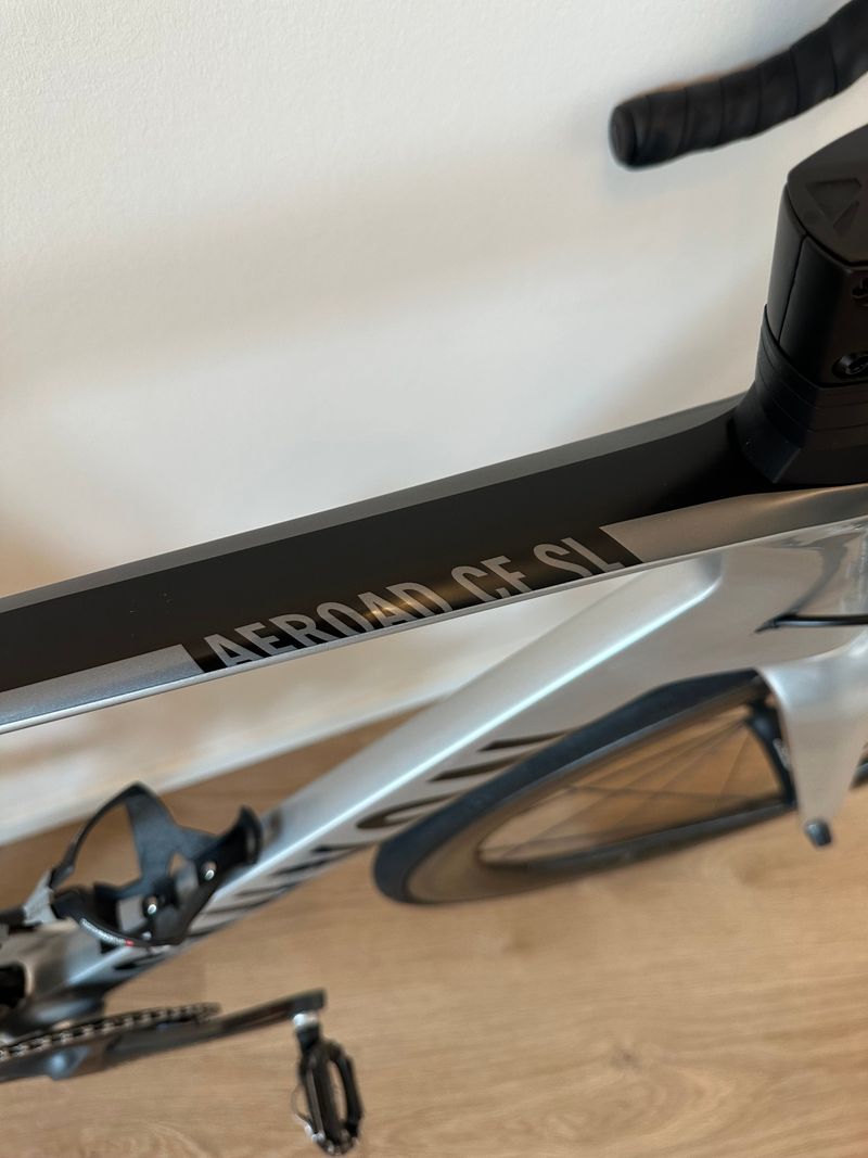 Käytetty Canyon Aeroad CF SL 8.0 2019 2019 Road & Gravel — kuva 11 / 17