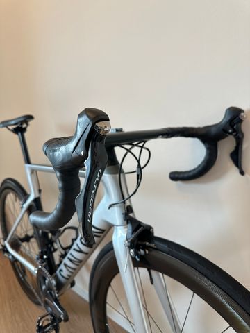 Käytetty Canyon Aeroad CF SL 8.0 2019 2019 Road & Gravel — kuva 10 / 17