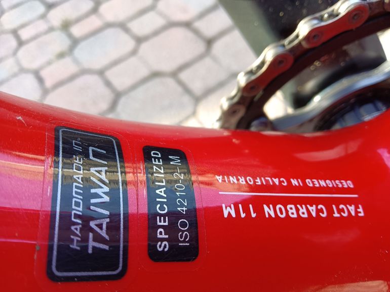 Used Specialized Epic Comp 2021 2021 Mountainbike, Red, 29 — image 8 of 12