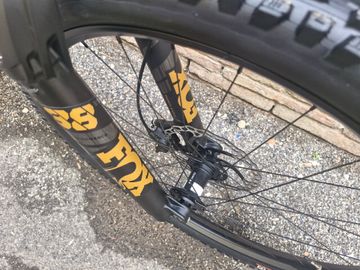 Gebrauchtes Orbea WILD H10 2025 2025 Mountainbike, Grün, 29 — Bild 10 von 11