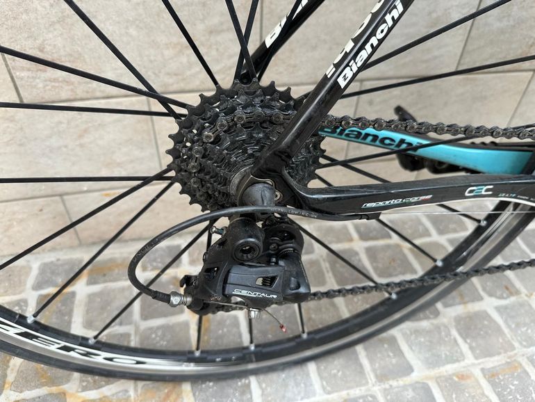 Used Bianchi Infinito CV 2014 Road & Gravel, Black — image 3 of 3