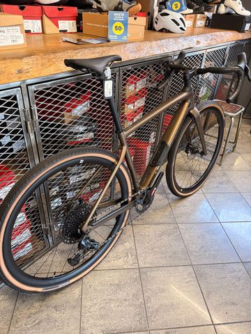 Specialized Diverge Expert Carbon 2024 2024 Road & Gravel usato, Nero — immagine 2 di 4