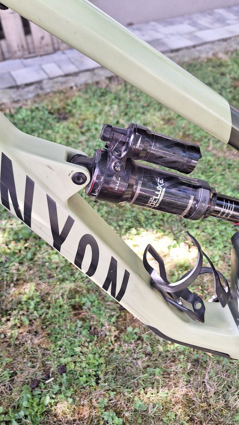 Używany Canyon Spectral 29 CF 9 2022 2022 Mountainbike — zdjęcie 5 z 9