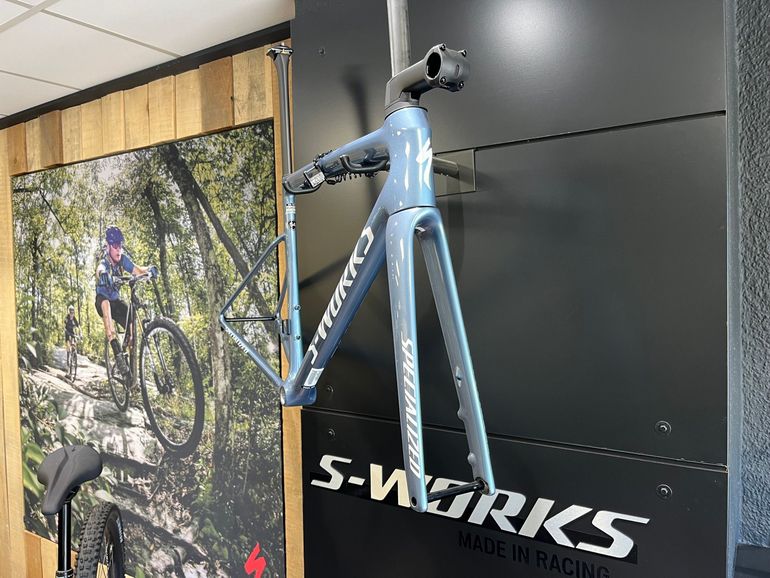 Used Specialized TARMAC SL8 S-works Frameset 56 2025 Road & Gravel, Blue — image 2 of 3