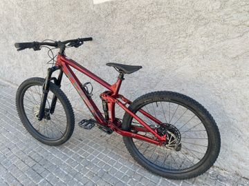 Brugt Trek Remedy 7 2022 2022 Mountainbike — billede 1 af 3