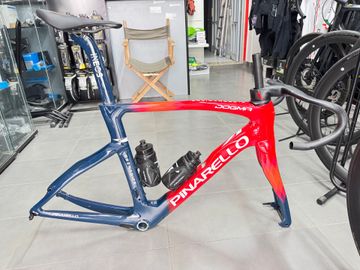 Gebrauchtes Pinarello Dogma F Disc 2023 Frameset 2023 Road & Gravel