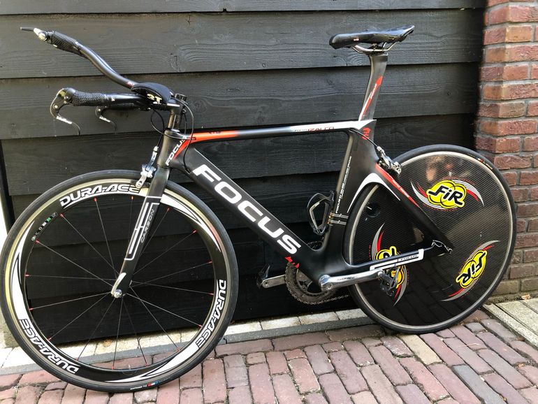 自転車本体 Focus Izalco 2010 自転車本体 Focus Izalco 2010 フォーカス IZALCO EXTREME 研ぎ澄まさ