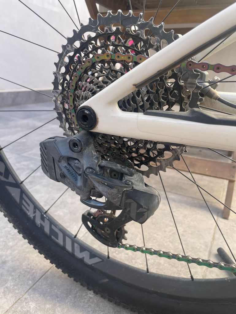 Used Specialized Epic Sram Eagle Transmission XX 2025 Mountainbike, White — image 4 of 17