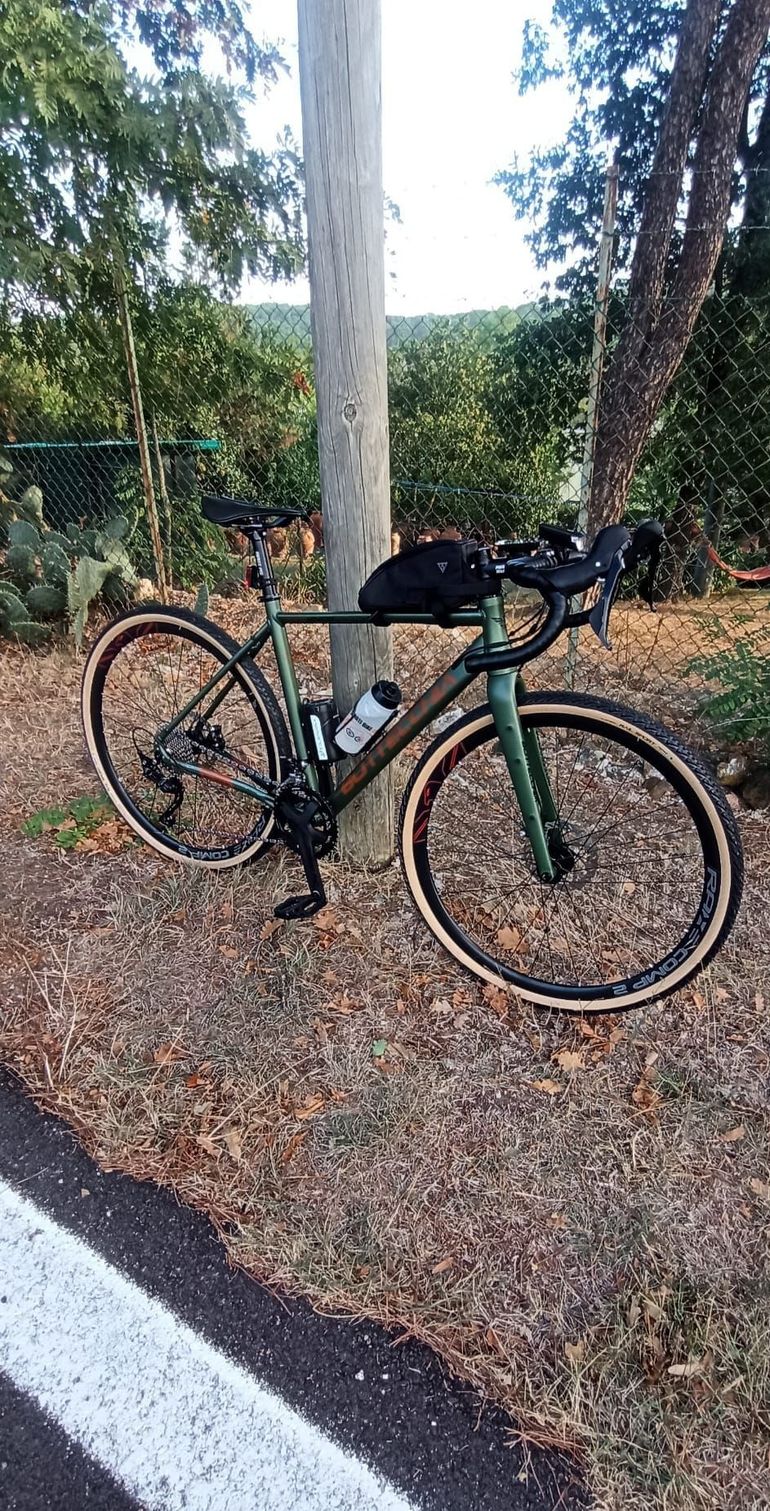 Used Bottecchia Gravel Monster AL 2022 2022 Road & Gravel, Grün — image 1 of 8