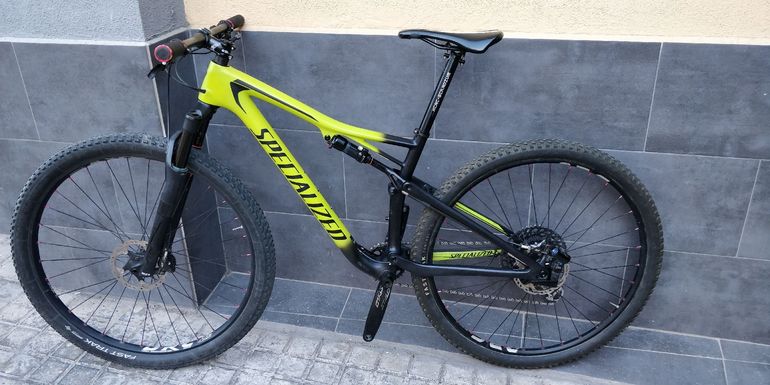 Used Specialized Epic SRAM GX Eagle 2018 Mountainbike — image 1 of 17