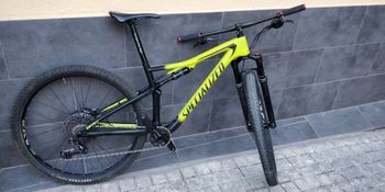 Used Specialized Epic SRAM GX Eagle 2018 Mountainbike — image 2 of 17