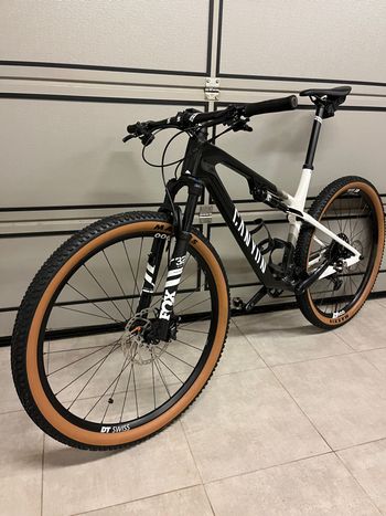 Canyon, Lux World Cup CF 6 2023