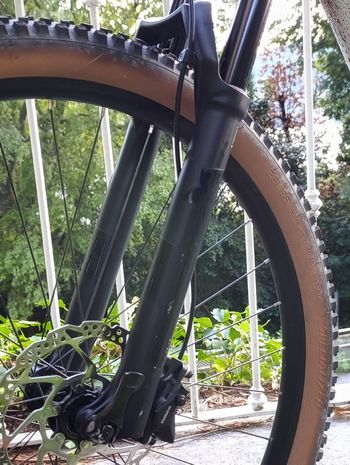 Used Orbea LAUFEY H10 2022 2022 Mountainbike, Light Gray, 29 — image 4 of 6